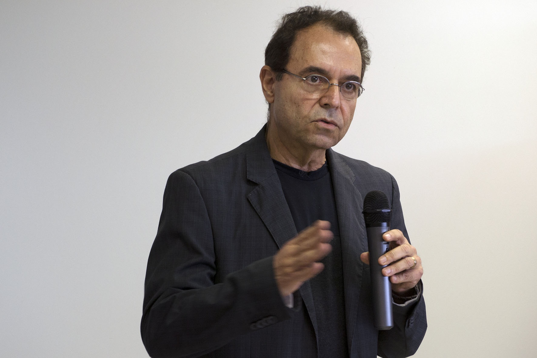 Luis Alberto Magna, pró-reitor de Graduação da Unicamp. Foto: Marcelo Oliveira. CADCC-FCM/Unicamp