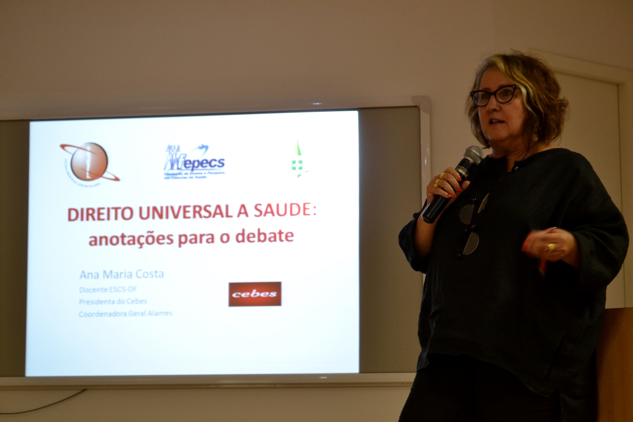 Ana Maria Costa, presidente do Centro Brasileiro de Estudos da Saúde/Foto: Camila Delmondes