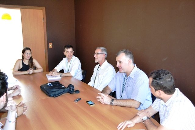 Yelitza, Rodrigo Bueno, Roberto Teixeira, Gustavo Fraga e Ronny Padilha. Foto: Edimilson Montalti. ARPI-FCM/Unicamp