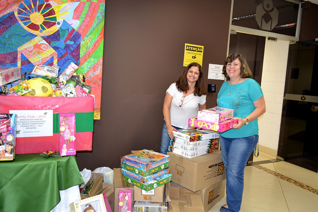 Natal na FCM teve doação de brinquedos, feira de talentos e concurso de decoração natalina/Foto: Divulgação FCM