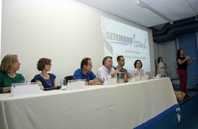 Zélia, Angelica, Magna, Ivan, Paulo e Regina. Foto: Mercedes dos Santos. CADCC-FCM/Unicamp