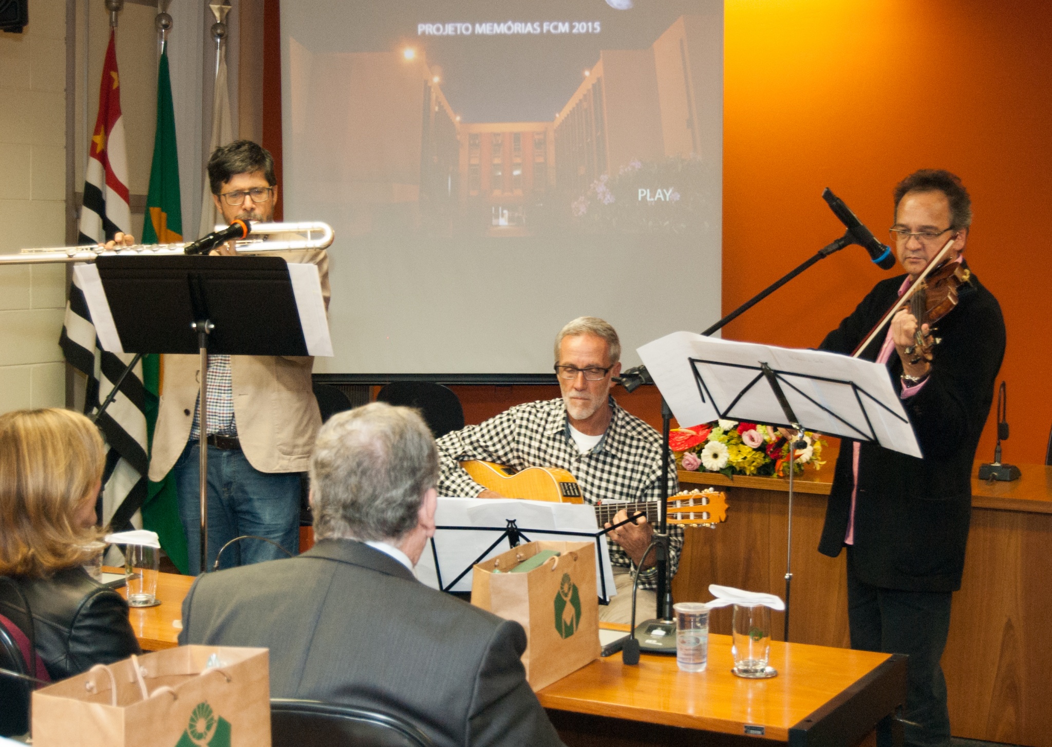 Projeto Memórias FCM tem cerimônia de homenagem a docentes e funcionários aposentados/Foto: Rafael Marques