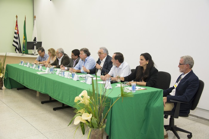 Mesa de abertura do seminário. Foto: Rafael Marques. CADCC-FCM/Unicamp