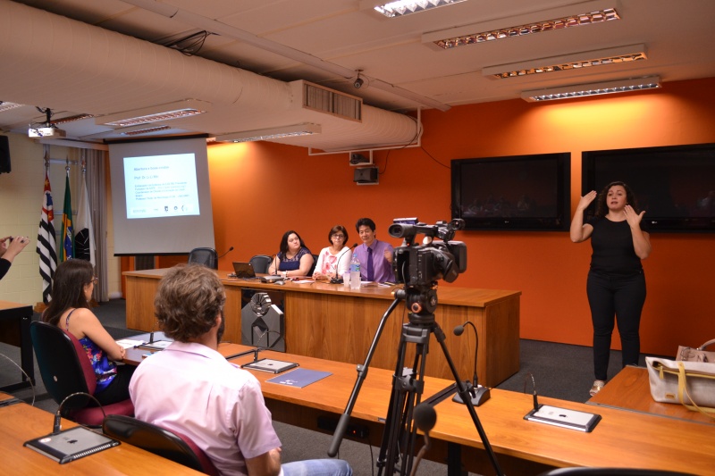 Fórum Epilepsia na Escola reúne dirigentes de ensino e professores do ensino básico, de Campinas e região