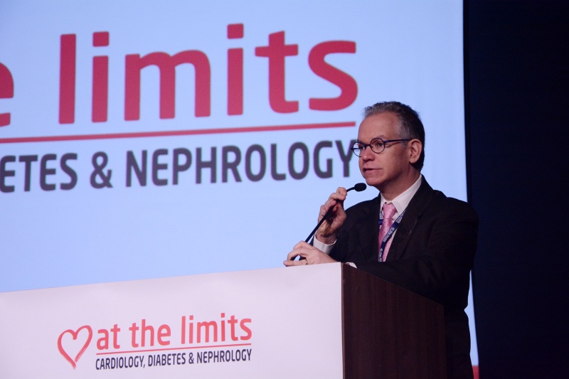 Unicamp rector, Marcelo Knobel, during At the Limits opening ceremony/Photo: Mario Moreira