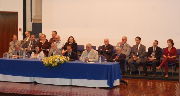 Homenagem aos ex-diretores da FCM