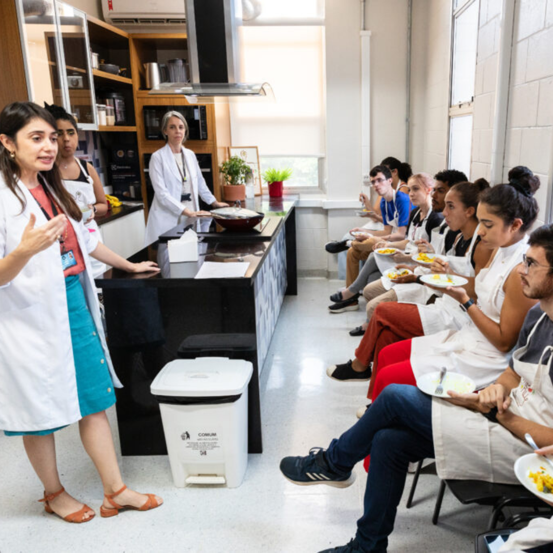 Jornal da Unicamp: Medicina culinária agrega habilidades na cozinha à formação de profissional, com ênfase na vida saudável